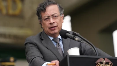 Petro'dan İsrail'e sert mesaj: ' "Kolombiya adına bebek öldürmeyi bırak."'