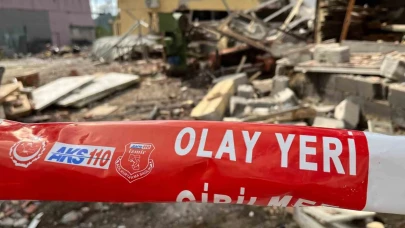 İzmir’de patlama gerçekleşti: Ev yıkıldı, yaralılar var