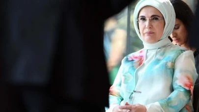 Emine Erdoğan: 'Dünyanın yükünü hafifleten her adım farkındalıkla atılır'