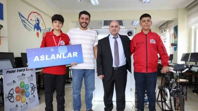 Gaziantepli öğrencilerden yenilikçi proje: Pedal çevir, enerji üret, bakiye kazan!