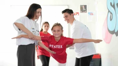 Deprem bölgesinde umut sporla yeşeriyor: Milli jimnastikçiler çocuklarla buluştu