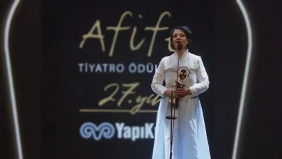 Sükun Işıtan Kimdir? Medea Material Performansıyla Gecenin Yıldızı Oldu!