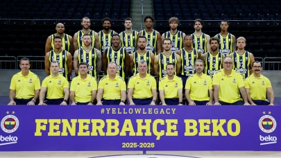Triple Crown'lu Fenerbahçe Beko, Paris Basketbol karşısında yeni sezona başlıyor