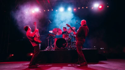 Pinhani’nin Fethiye konserinde sürpriz düet!