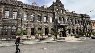 Kars'ın kalbindeki Rus mirası: Hollandalı mimarların izini süren Baltık rüyası