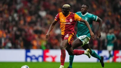 Victor Osimhen Beşiktaş derbisinde var mı, oynayacak mı, kadroda var mı? Liverpool maçı sonrası kritik saatler