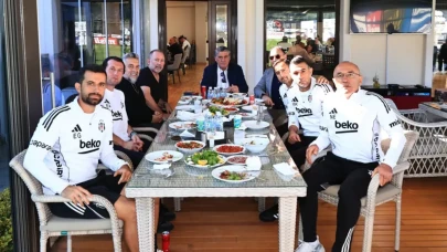 Beşiktaş’ta Derbi Alarmı: Başkan Adalı’dan Takıma Moral Aşıladı!