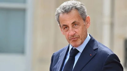 Fransa'da siyasi deprem: 5 yıl hapse mahkum edilen Nicolas Sarkozy teslim oluyor