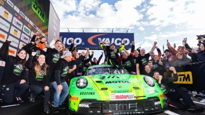 Türk bayrağını zirveye taşıdı: Ayhancan Güven'den efsanevi zafer