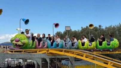 İznik’te gönülleri ısıtan anlar: Esnaf, özel öğrencilere lunapark sevinci yaşattı