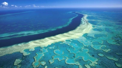 Dünyanın Göz Kamaştıran 15 Doğa Harikası: Türkiye’den İki Mucize Zirvede!