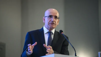 Mehmet Şimşek: 'Ekonomide dışa bağımlılık azalıyor, cari açık 18 milyar dolara geriledi'
