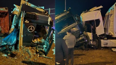 Amasya’da kavşakta tır kazası: 3 yaralı