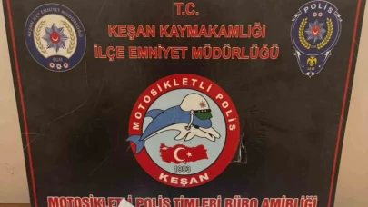 Keşan sokaklarında dikkatli takip: Şüphelilerin üzerlerinden uyuşturucu çıktı!