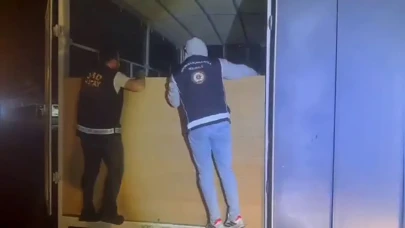 Hatay'da şok baskın! 'Kimse var mı?' sorusu cevapsız kalmadı