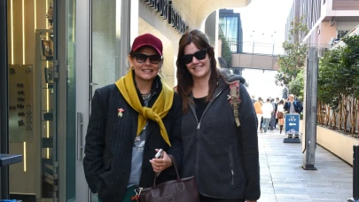 Hem işte hem alışverişte beraberler: Aslı Orcan ve Ferhan Şensoy Galataport’ta