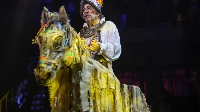 Selçuk Yöntem Don Kişot karakteriyle sahnede adeta devleşti