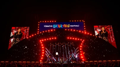 İzmir Kültür Yolu Festivali renkli etkinliklerle başladı