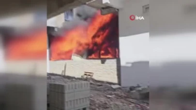 Diyarbakır’da yapımı süren binada yangın: Alevler gökyüzüne yükseldi!