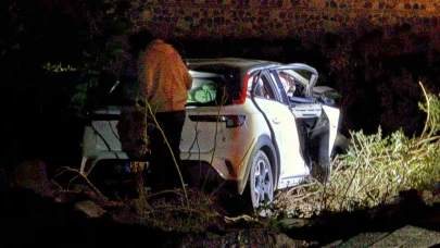 Polisin dur ihtarına uymayan araç faciaya davetiye çıkardı: 7 yaralı