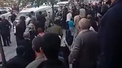 Düğün dakikalar içinde kaosa döndü! O anlar kameraya yansıdı