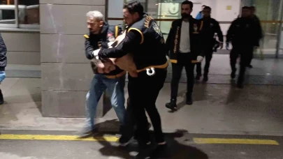 Manisa’da kız kardeşine kaynar su dökerek şiddet uygulayan kişi gözaltına alındı!