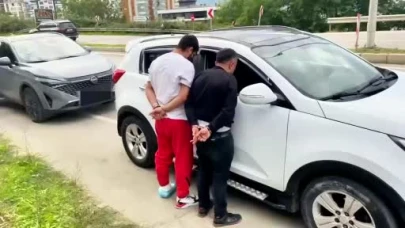 Polisin 'dur' ihtarına uymayan araçtan çıkanlar şaşırttı!