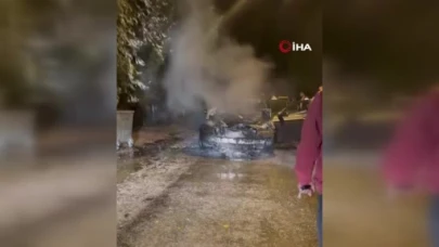 Seyir halindeki otomobil yandı