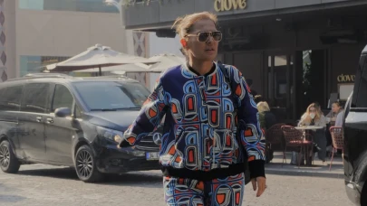 Enerjisi hiç bitmiyor! Demet Akalın’ın alışveriş turundaki samimi tavırları sosyal medyayı sallad