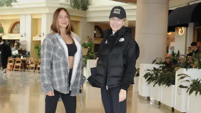 Hem güzelliği hem neşesi olay oldu! Burcu Esmersoy yine gündem yarattı