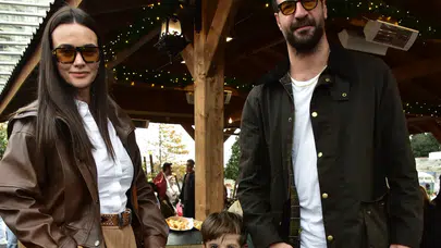 İsmail Demirci ve Hande Soral’dan oğullarıyla yılbaşı festivaline sürpriz ziyaret!