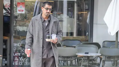 Kerem Demirbay ve eşi Melina neşe saçtı! Kahve molası gündem oldu