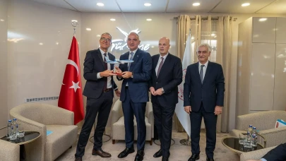 Rekor gelir kapıda! Bakan Ersoy WTM Londra'dan müjdeledi: 64 milyar dolara koşuyoruz!