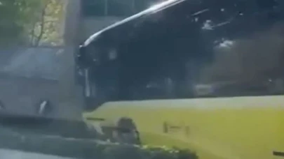 İETT şoförü kaldırıma çıktı: Yolcular tahliye edildi