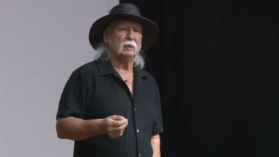 Şener Üşümezsoy uyardı: 'Bunlar artçı değil, yeni depremin işaretleri'