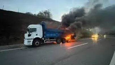 Aynı noktada iki felaket! Kamyonlar alev topuna döndü