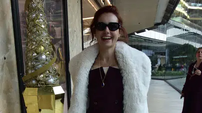 Geçirdiği kazanın ardından alışveriş turunda! Özgü Namal'dan sağlık durumu açıklaması