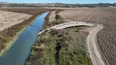 Seyhan Baraj Gölü çekildi, Alman Köprüsü gün yüzüne çıktı!