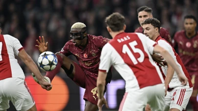 Victor Osimhen, UEFA Şampiyonlar Ligi’nde gol krallığına yükseldi