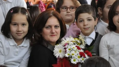 Eğitim dünyası 24 Kasım'a odaklandı: Öğretmenler için kutlama takvimi ve eğitim planı netleşti!