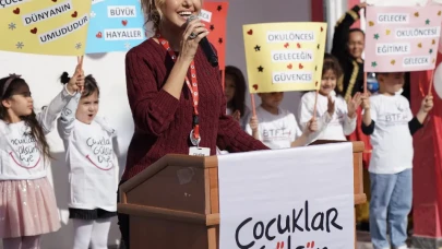 Hatay'dan duygulandıran açılış! Gülben Ergen: 'Hatay bana Atatürk'ün emaneti!' Anaokuluna verilen o anlamlı isim!