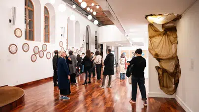 Genç sanatçıların eserleri SaDe 2024–2025 sergisinde buluştu