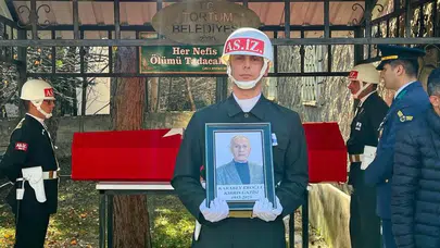 Kıbrıs Gazisi son yolculuğuna dualarla uğurlandı