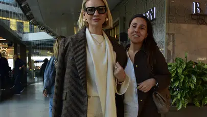 Esra Erol çocuklarıyla AVM turunda! Yılbaşı coşkusunu kaçırmadı