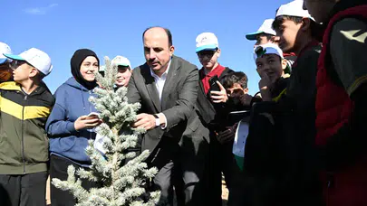 Konya’da 15 bin fidan toprakla buluştu: Geleceğe nefes seferberliği