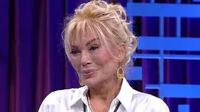 Bir düşüş hayatını kurtardı... Ajda Pekkan’ın kardeşi Semiramis Pekkan’ın itirafı şaşırttı!