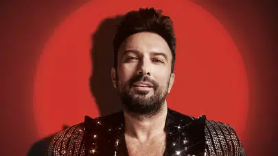 Megastar geri dönüyor: Tarkan’ın Ocak ayı konserleri rekorla başladı