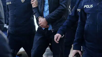 Narkotik düğmeye bastı...Zehir tacirleri yakalandı!