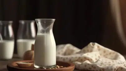 Bozuk süt nasıl anlaşılır? Evde 10 saniyede yapılabilecek basit testler