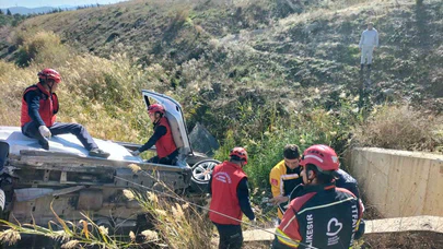 Balıkesir'de şarampolle dans: Otoyolda bir anda tersine döndü!